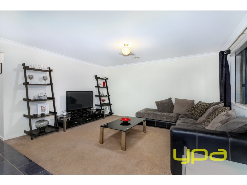 4 Connolly Drive, Melton West VIC 3337