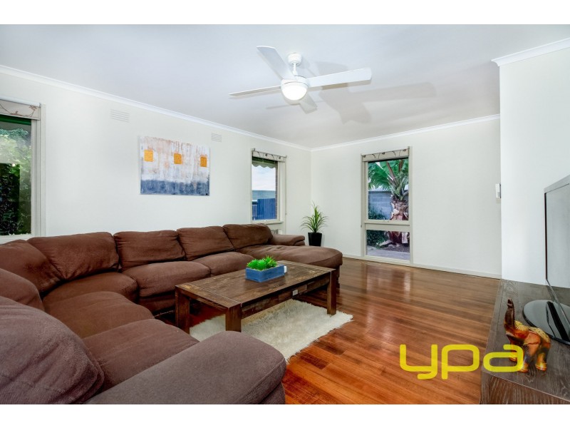 26 Carter Road, Melton VIC 3337