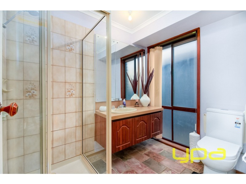 22 Nimmo Crescent, Kurunjang VIC 3337