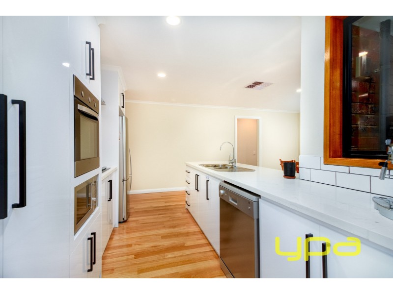 5 Densley Court, Darley VIC 3340