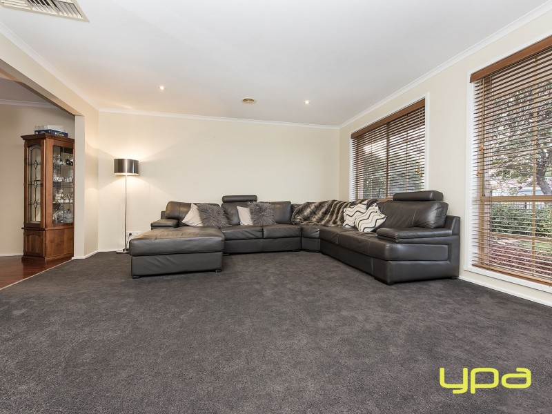 271 Centenary Avenue, Melton West VIC 3337