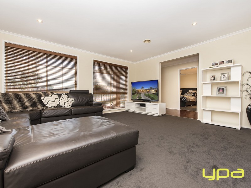 271 Centenary Avenue, Melton West VIC 3337