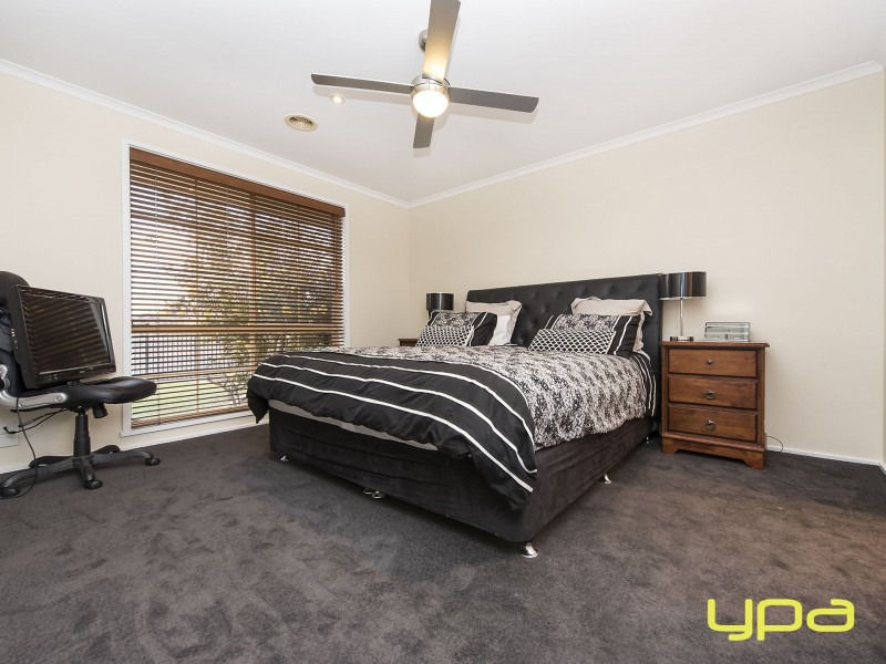 271 Centenary Avenue, Melton West VIC 3337