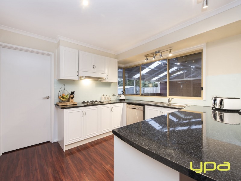 271 Centenary Avenue, Melton West VIC 3337