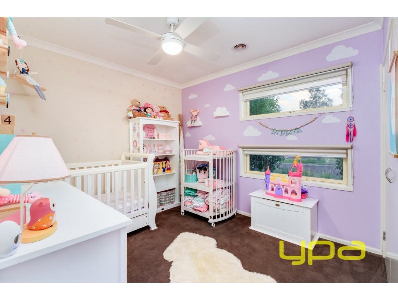 71 Lakewood Boulevard, Melton VIC 3337