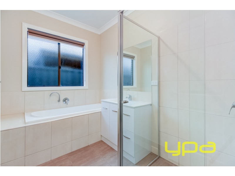 9 Union Street, Melton West VIC 3337