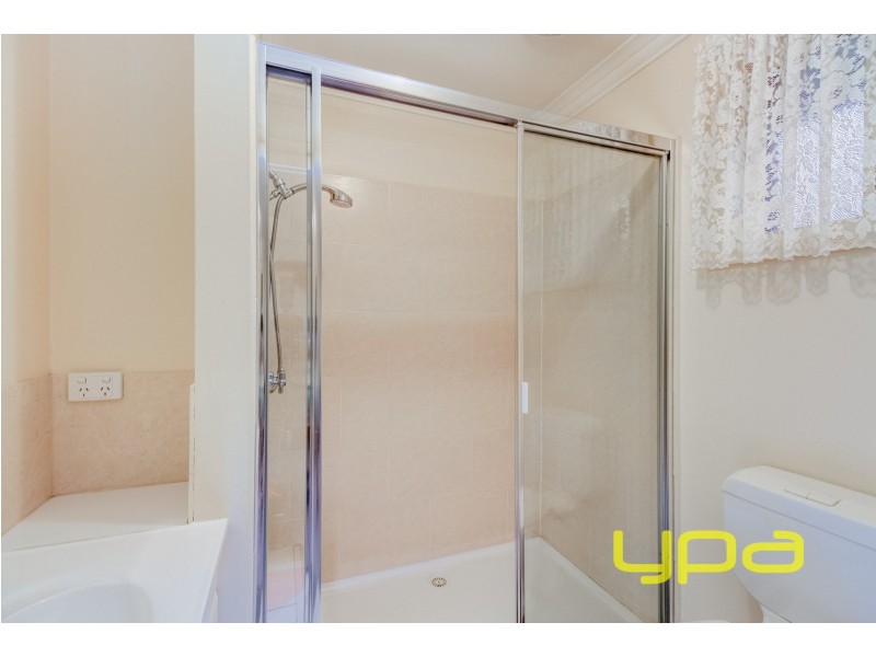 1/1 Hyperno Court, Kurunjang VIC 3337