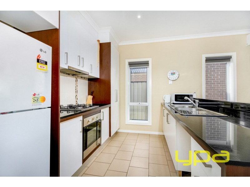 3/16 Marlo Drive, Melton West VIC 3337