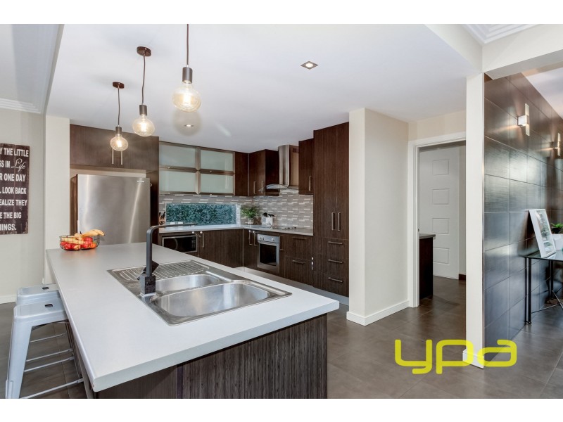 6 The Terrace, Melton VIC 3337