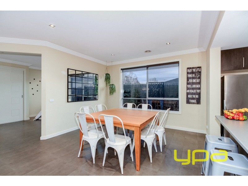 6 The Terrace, Melton VIC 3337