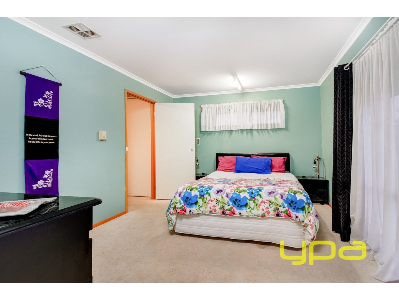 6 Marlo Drive, Melton West VIC 3337