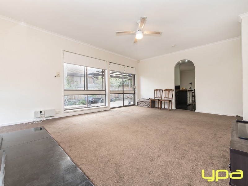 48 Manson Drive, Melton South VIC 3338