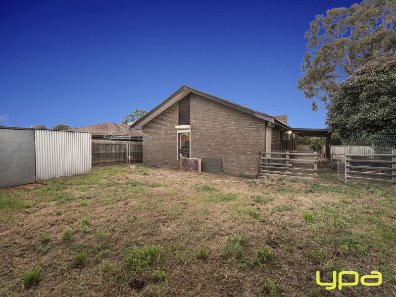 48 Manson Drive, Melton South VIC 3338