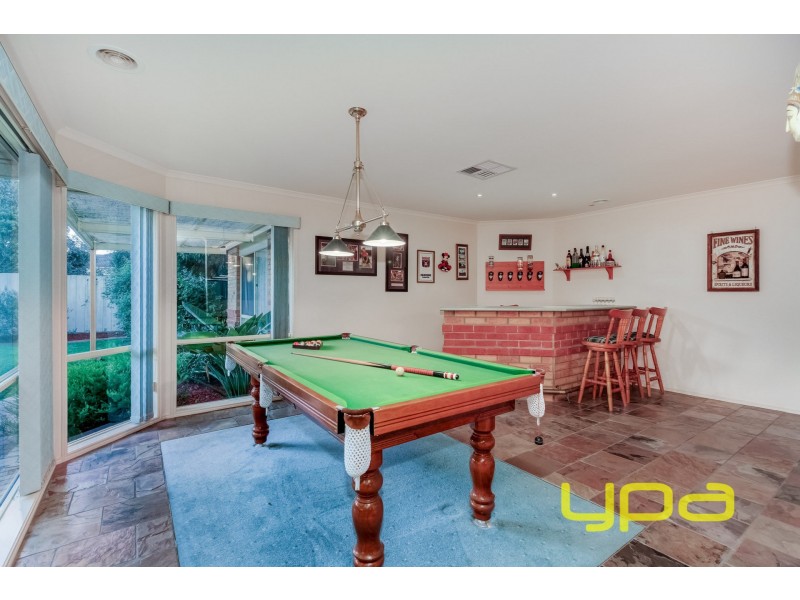 14 Meadowglen Drive, Melton West VIC 3337