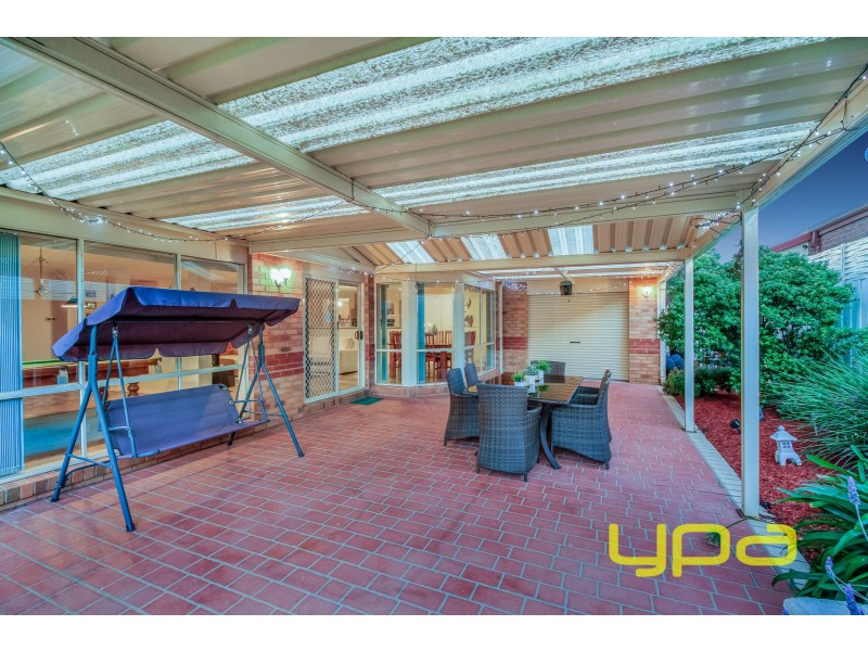 14 Meadowglen Drive, Melton West VIC 3337
