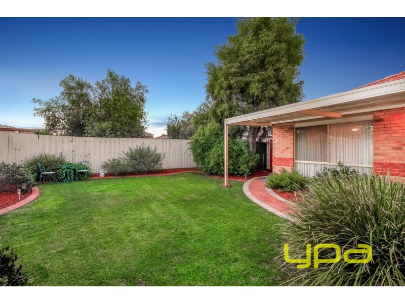 14 Meadowglen Drive, Melton West VIC 3337