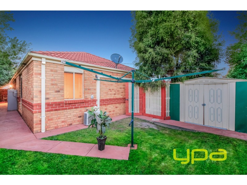 14 Meadowglen Drive, Melton West VIC 3337