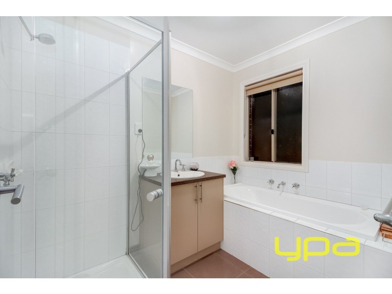 50 Faircroft Drive, Brookfield VIC 3338