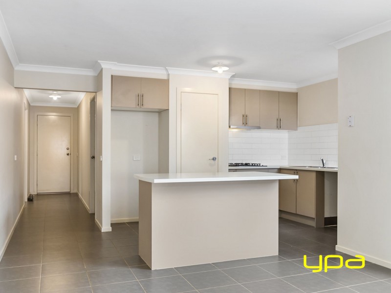 65 Peter Pan Crescent, Kurunjang VIC 3337