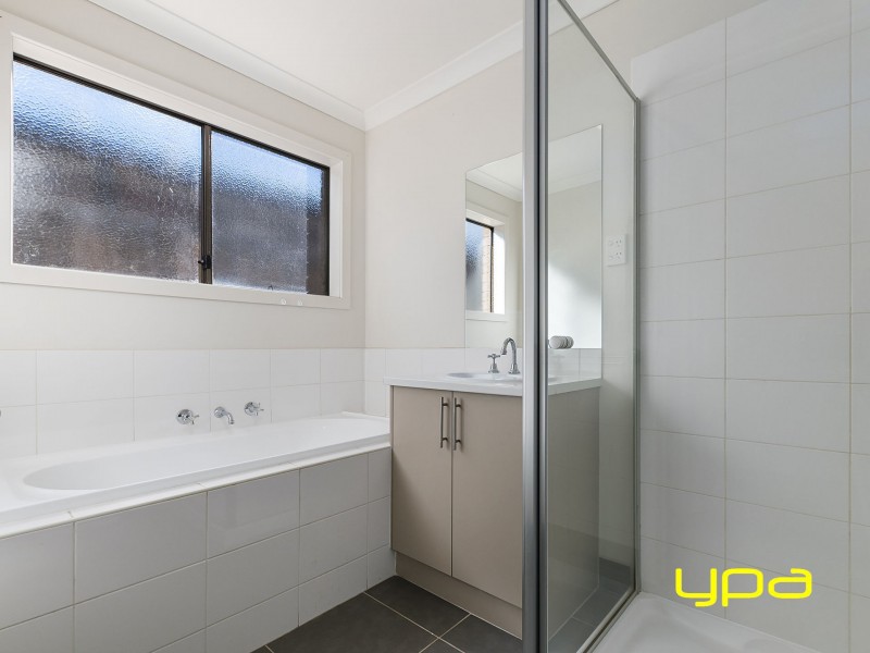 65 Peter Pan Crescent, Kurunjang VIC 3337