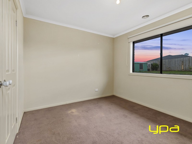 92 Dalray Crescent, Kurunjang VIC 3337