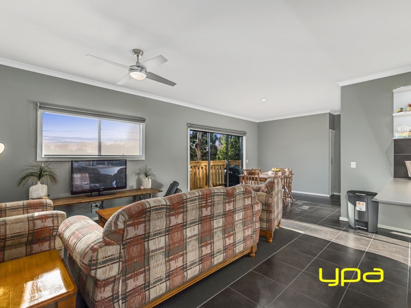 2/4 Anderson Street, Bacchus Marsh VIC 3340