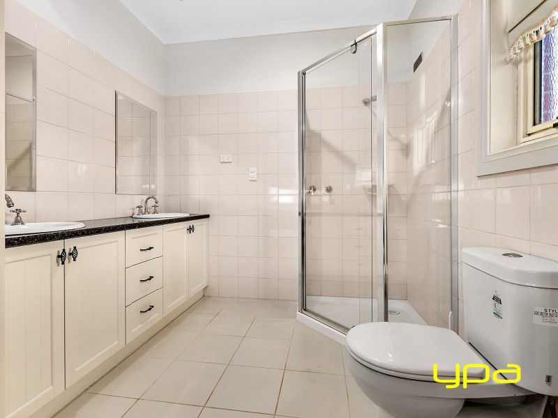 29 Ruxton Way, Hopetoun Park VIC 3340