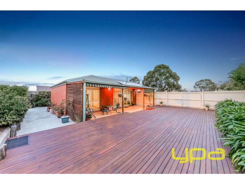 46 Halletts Way, Bacchus Marsh VIC 3340
