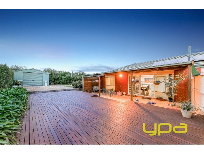 46 Halletts Way, Bacchus Marsh VIC 3340