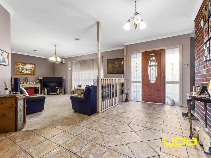 8 Campbell Court, Brookfield VIC 3338