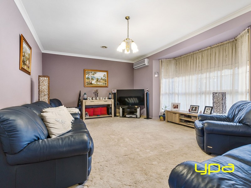 8 Campbell Court, Brookfield VIC 3338