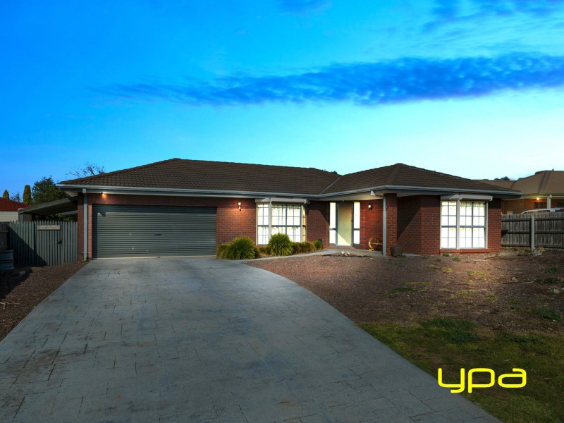 10 Rae Court, Darley VIC 3340