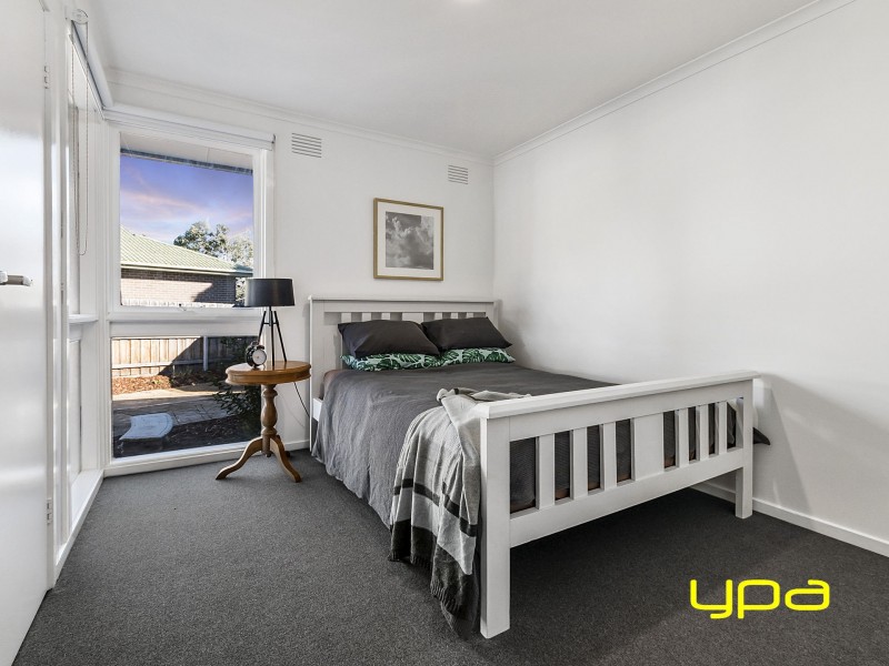 14 Hornbuckle Crescent, Melton VIC 3337