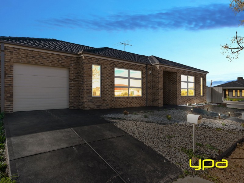 1/1 Wetherby Place, Melton West VIC 3337