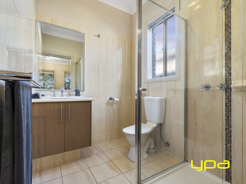 7 Silverleaf Drive, Melton VIC 3337