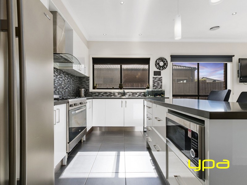 207 Botanica Springs Boulevard, Brookfield VIC 3338