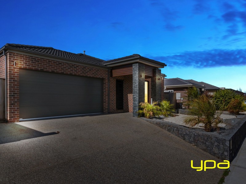 207 Botanica Springs Boulevard, Brookfield VIC 3338