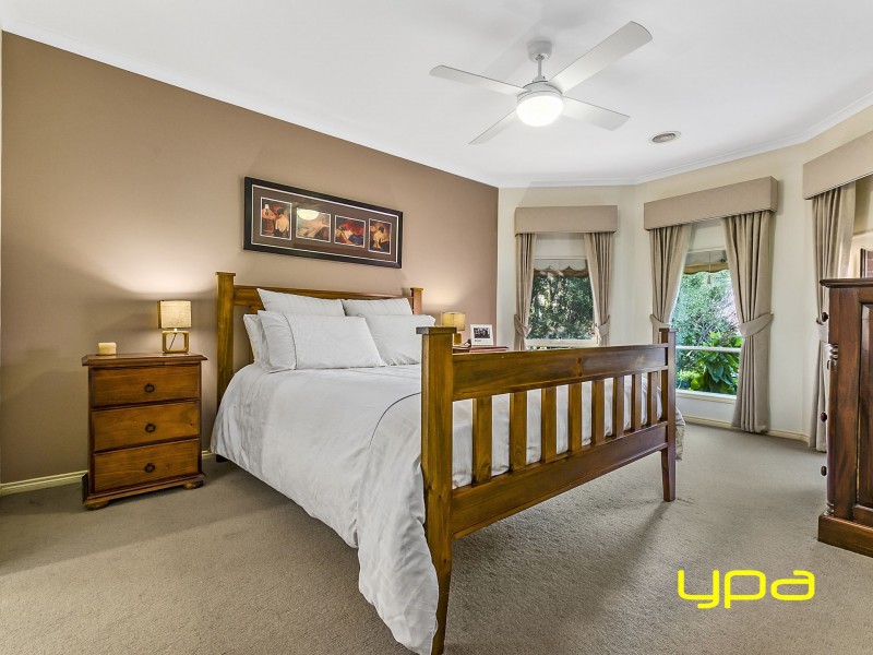 4 Bluebell Court, Melton West VIC 3337