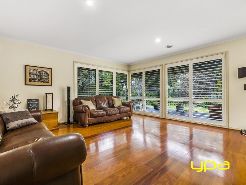 4 Bluebell Court, Melton West VIC 3337