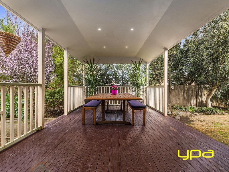 4 Bluebell Court, Melton West VIC 3337