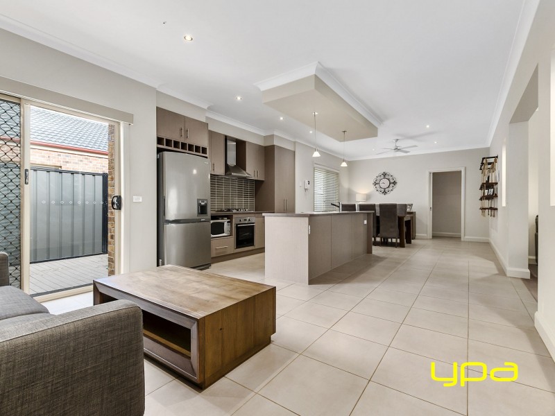 65 Lakewood Boulevard, Melton VIC 3337