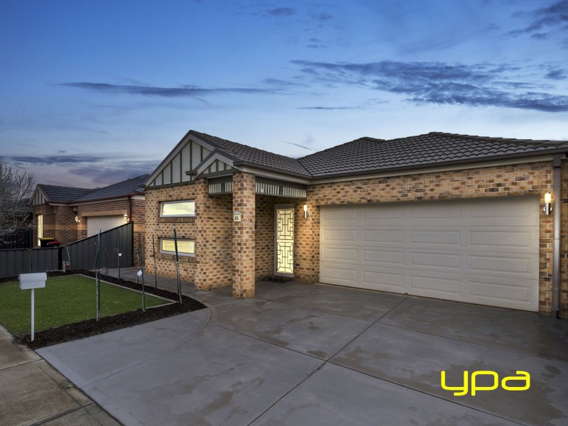 65 Lakewood Boulevard, Melton VIC 3337