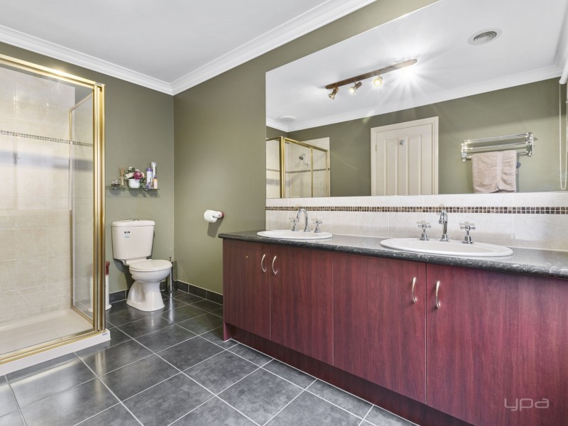 30 Ironbark Way, Brookfield VIC 3338