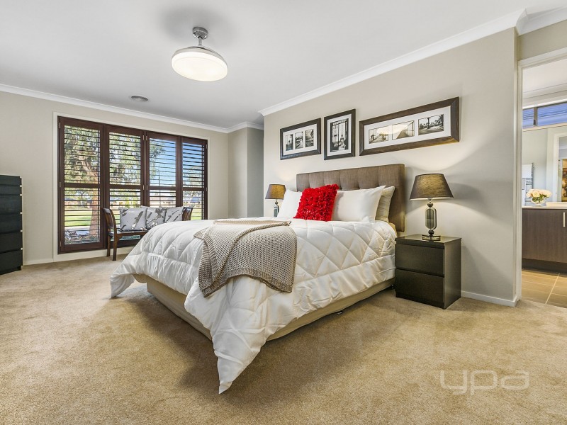 67 Bangalay Drive, Brookfield VIC 3338