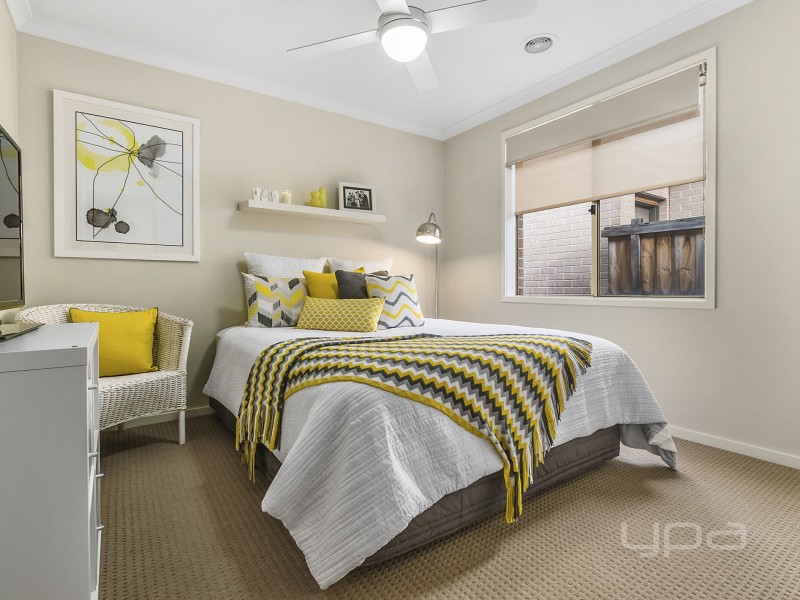 67 Bangalay Drive, Brookfield VIC 3338