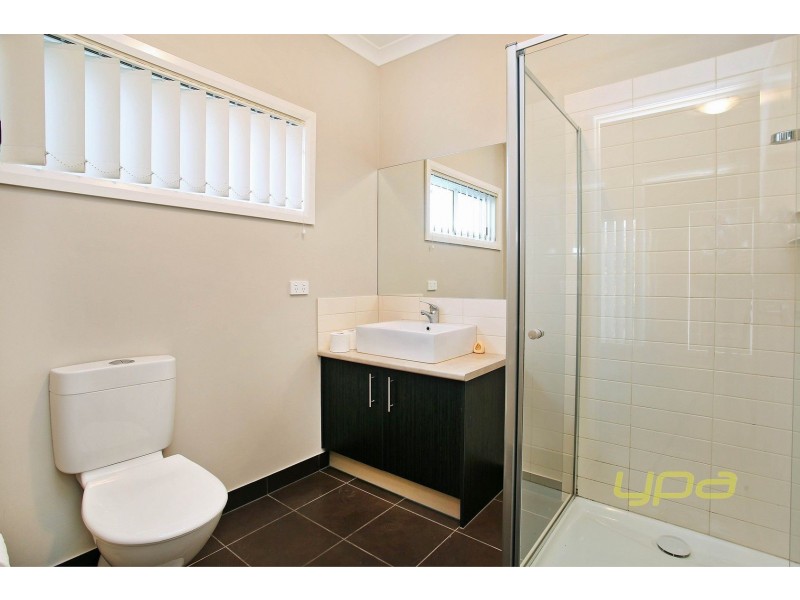 21 Turpentine Road, Brookfield VIC 3338