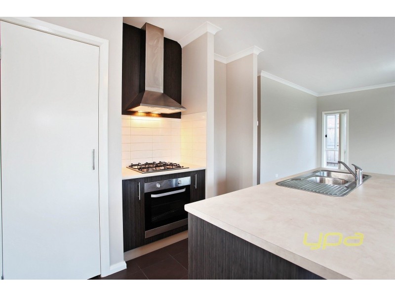 21 Turpentine Road, Brookfield VIC 3338