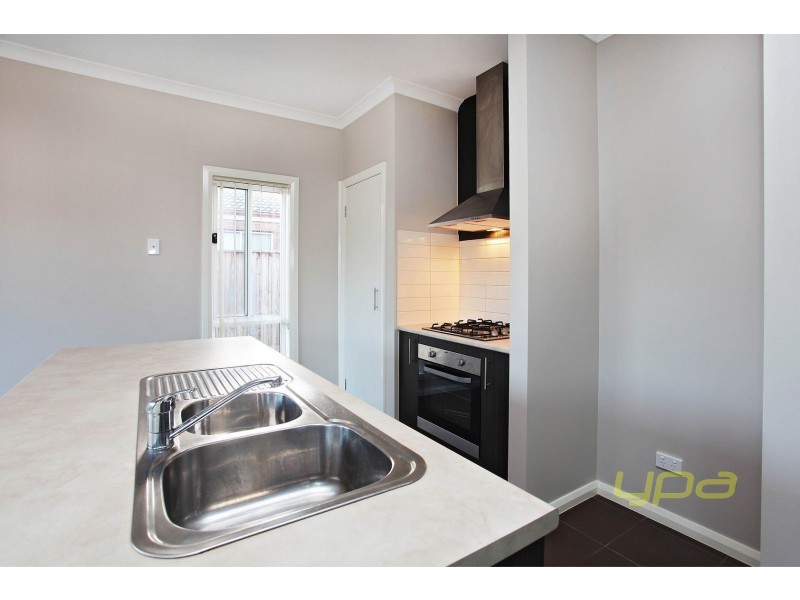 21 Turpentine Road, Brookfield VIC 3338