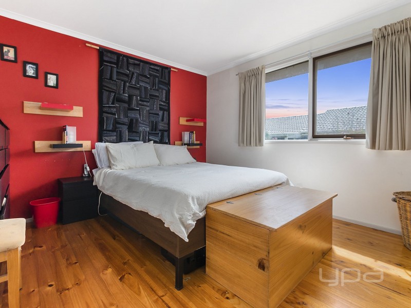 9 Exell Avenue, Melton South VIC 3338