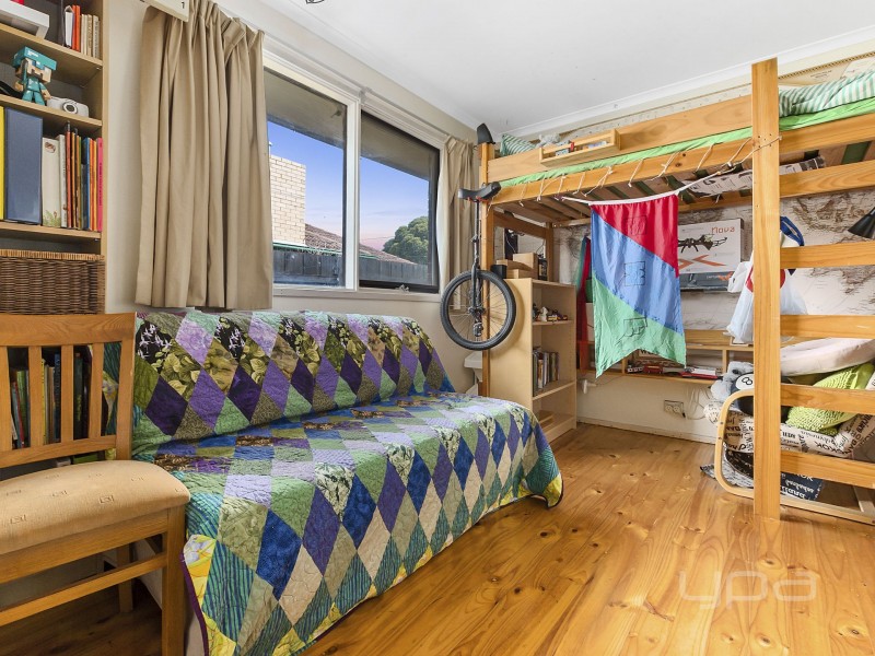 9 Exell Avenue, Melton South VIC 3338